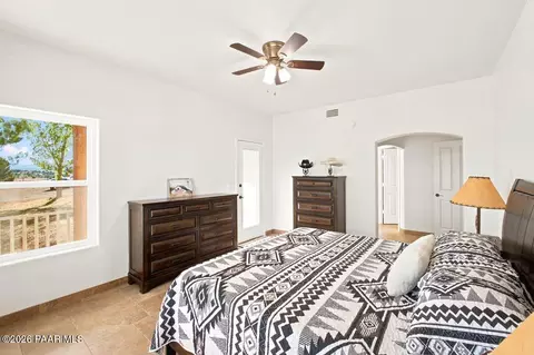 Bedroom - 890 E Latigo Ct, Paulden, AZ 86334 photo 1 of 8