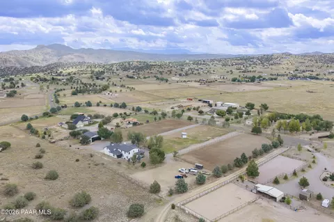 View/Area - 890 E Latigo Ct, Paulden, AZ 86334 photo 3 of 7