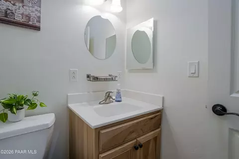 Bath - 890 E Latigo Ct, Paulden, AZ 86334 photo 1 of 6
