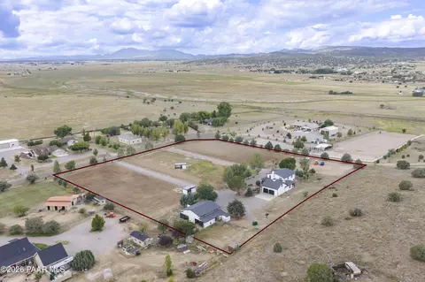 View/Area - 890 E Latigo Ct, Paulden, AZ 86334 photo 6 of 7