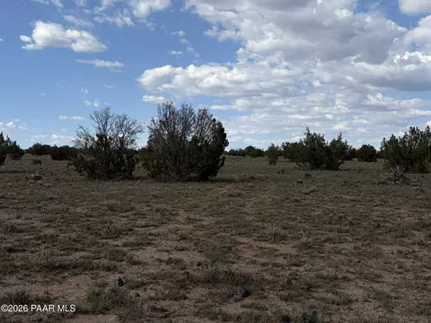 59 SW Rocky Rabbit Rd, Ash Fork, AZ 86320 photo 5