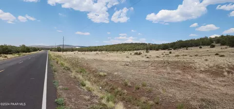 2544 N Double A Rnch Rd, Ash Fork, AZ 86320 photo 13