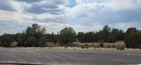 2544 N Double A Rnch Rd, Ash Fork, AZ 86320 photo 8