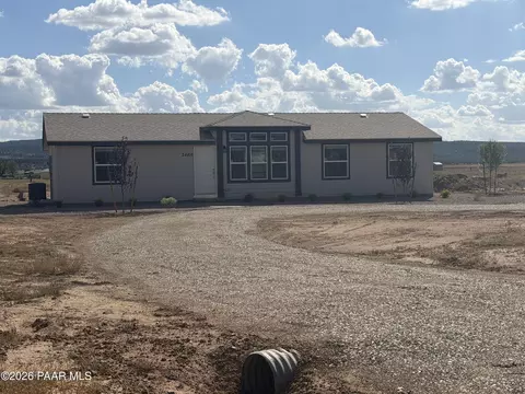 24416 N Big Springs Ranch Rd #R, Paulden, AZ 86334