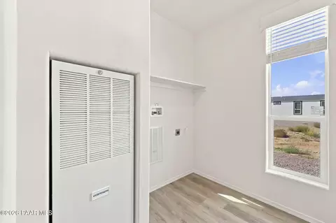 85 E Abra Rd, Paulden, AZ 86334 photo 13