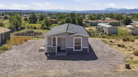 85 E Abra Rd, Paulden, AZ 86334 photo 2