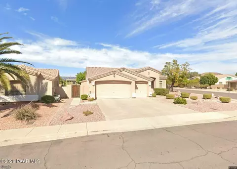 6756 W Lone Cactus Dr, Glendale, AZ 85308