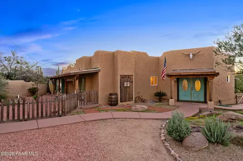 1070 N Mustang Trl, Wickenburg, AZ 85390