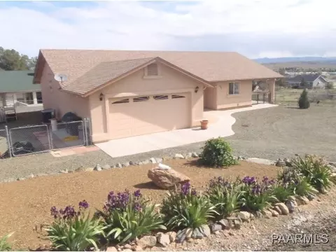 20042 E Mingus Dr, Mayer, AZ 86333 photo 1
