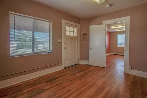 575 W Iris Rd, Paulden, AZ 86334 photo 8