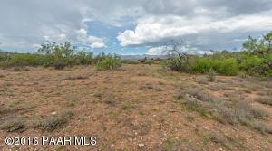  2274 S Tiffany Ln, Dewey-humboldt, AZ 86327 photo 4