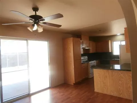1113 E Corona Dr, Yuma, AZ 85365 photo 2
