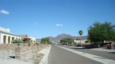 13836 E 49 St, Yuma, AZ 85367 photo 4