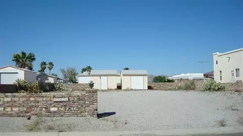 13836 E 49 St, Yuma, AZ 85367 photo 1