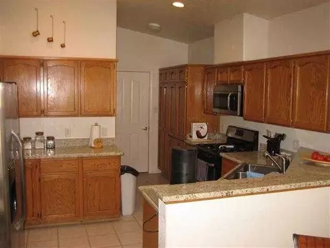 10606 E 35 Pl, Yuma, AZ 85365 photo 2