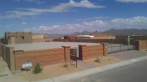 12752 E 49 St, Yuma, AZ 85367 photo 4