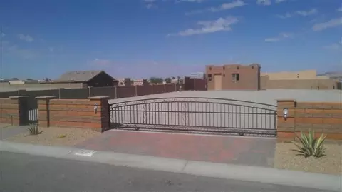 12752 E 49 St, Yuma, AZ 85367 photo 1
