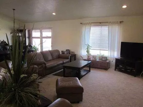 7646 E 25 St, Yuma, AZ 85365 photo 2