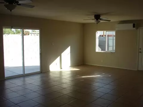 1329 E 22 St, Yuma, AZ 85364 photo 4