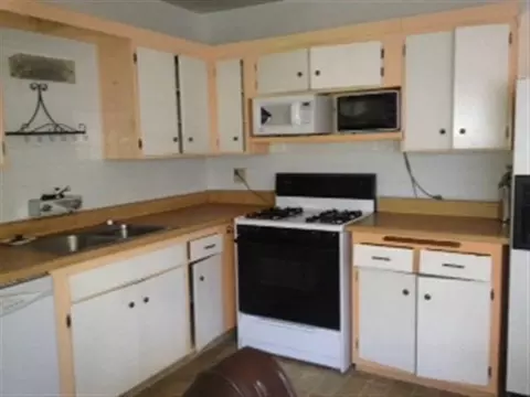 2040 E 26 St, Yuma, AZ 85364 photo 2
