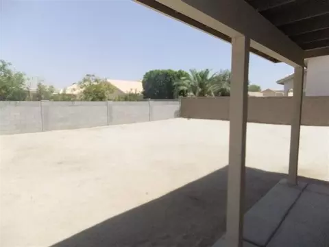 10536 E 37 Pl, Yuma, AZ 85367 photo 12