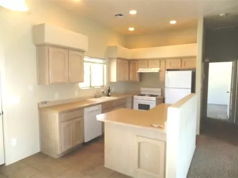 10536 E 37 Pl, Yuma, AZ 85367 photo 4