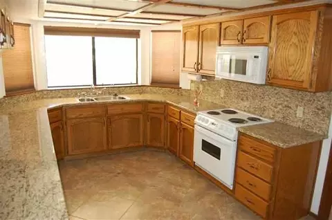 11523 E Via Canada, Yuma, AZ 85367 photo 4