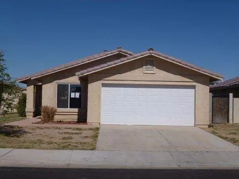 6176 E 44 St, Yuma, AZ 85365 photo 1