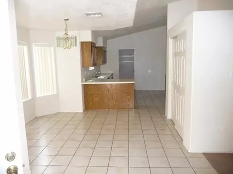 10585 E 36 St, Yuma, AZ 85365 photo 2