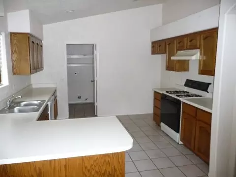10585 E 36 St, Yuma, AZ 85365 photo 3