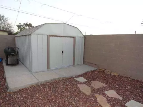 2043 E 25 Pl, Yuma, AZ 85365 photo 11