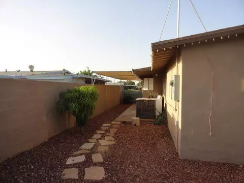 2043 E 25 Pl, Yuma, AZ 85365 photo 12