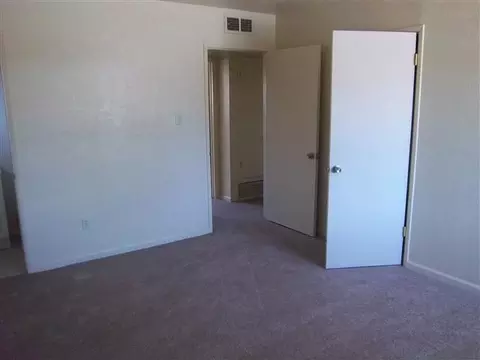 126 E 26 St, Yuma, AZ 85364 photo 8