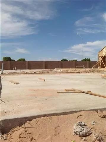 9168 E 30 Pl, Yuma, AZ 85365 photo 2