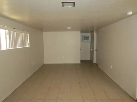 930 E 24 Pl, Yuma, AZ 85365 photo 5