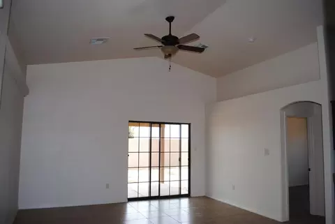 427 E 14 St, Somerton, AZ 85350 photo 4