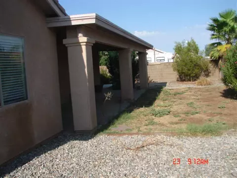 10714 E 37 Pl, Yuma, AZ 85365 photo 2