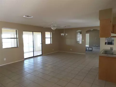 13436 E 37 St, Yuma, AZ 85367 photo 2