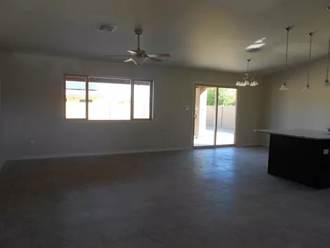 11686 E 35 St, Yuma, AZ 85367 photo 2