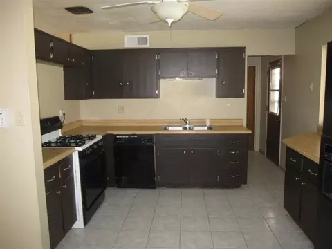 1334 E Morrison St, Yuma, AZ 85365 photo 4