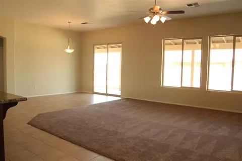 7954 E 38 St, Yuma, AZ 85365 photo 4