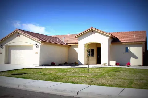 7954 E 38 St, Yuma, AZ 85365 photo 1