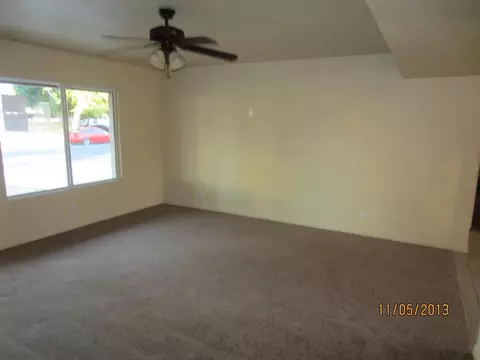 621 E Robin Ln, Yuma, AZ 85365 photo 2