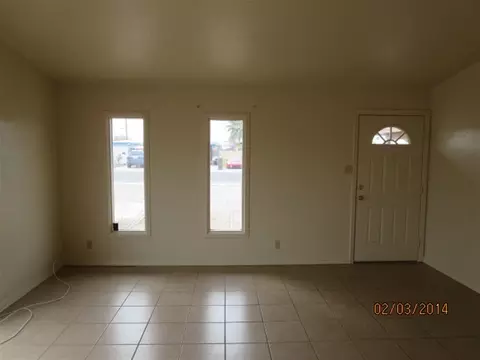 136 E 26 St, Yuma, AZ 85364 photo 4