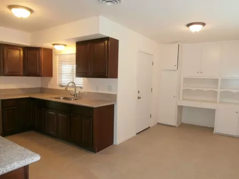 2100 E 25 St, Yuma, AZ 85365 photo 7