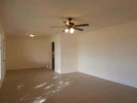 2100 E 25 St, Yuma, AZ 85365 photo 2