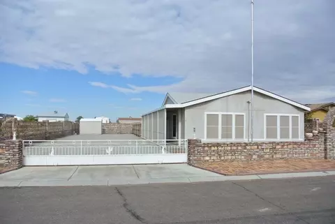 12594 E 45 Dr, Yuma, AZ 85365 photo 1