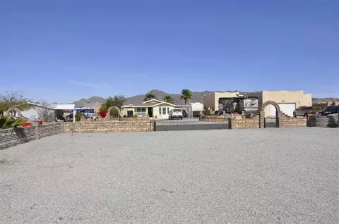 14615 E 51 Dr, Yuma, AZ 85367 photo 2