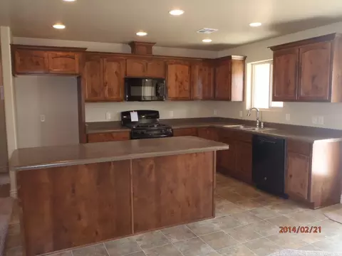 10233 E 35 St, Yuma, AZ 85365 photo 2