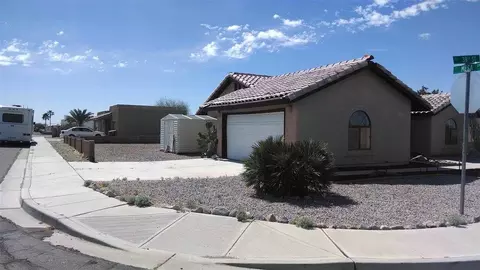 11243 E 38 St, Yuma, AZ 85367 photo 2